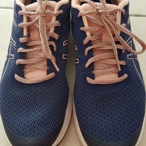 Asics ortholite FuzexLyte athletic shoes